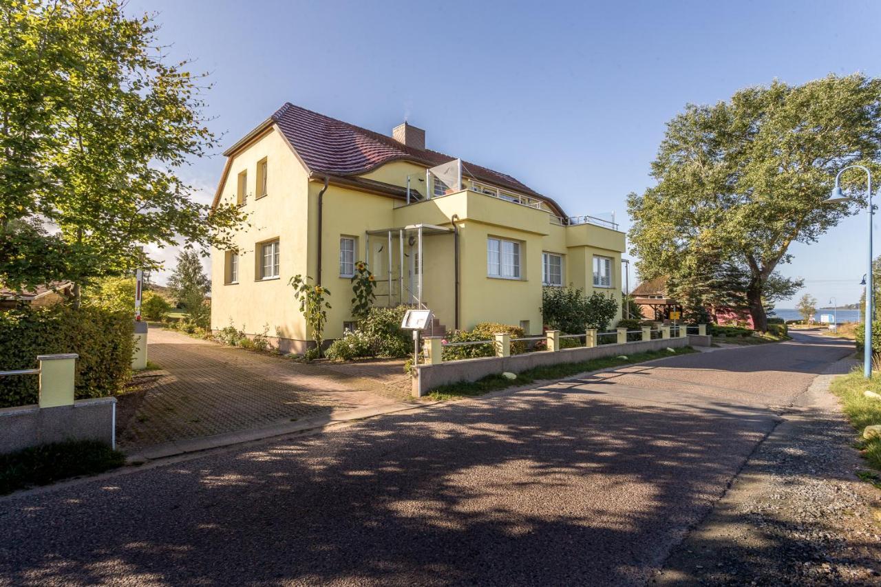 Haus Silbermowe Apartment Middelhagen Exterior photo